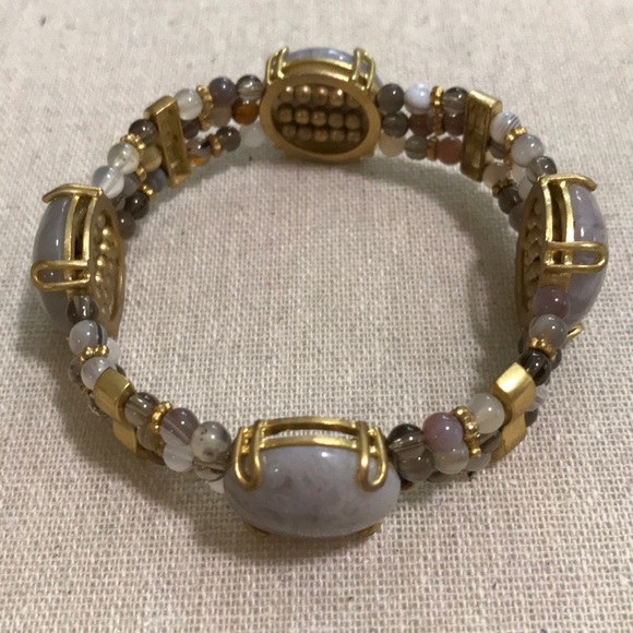 Jewelry - Gray & White Fashion Stretch Bracelet